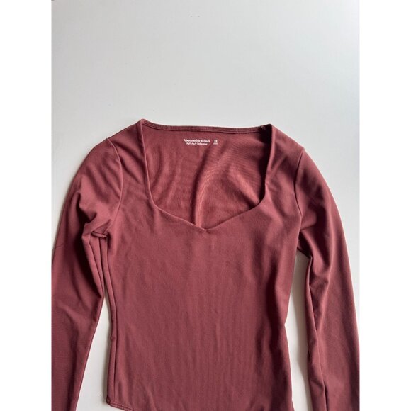 ABERCROMBIE & FITCH Brown Soft Jersey Long Sleeve Sweetheart Bodysuit, Size XS - Picture 2 of 13